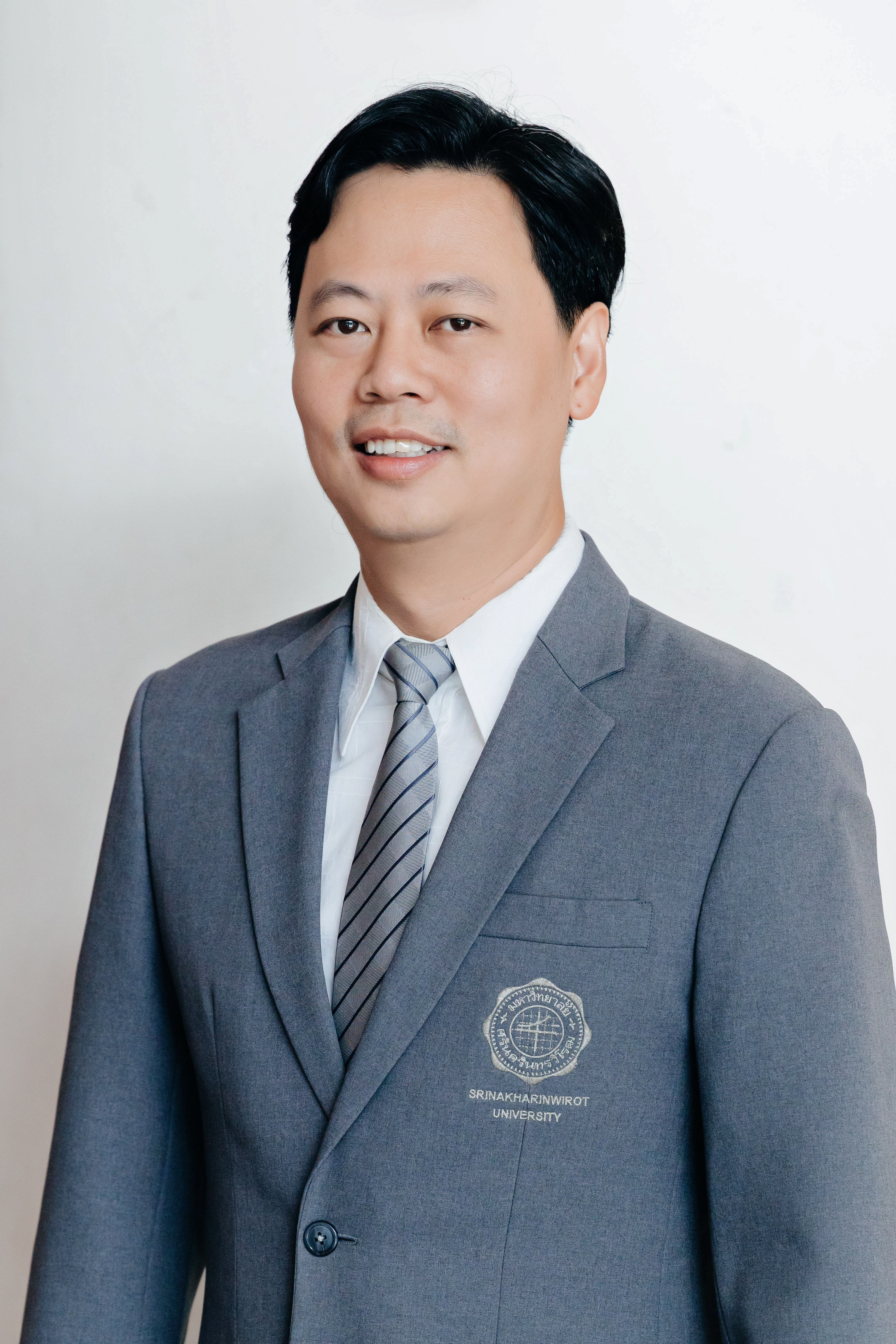 ผศ.ดร.พงษ์เทพ หาญพัฒนากิจ